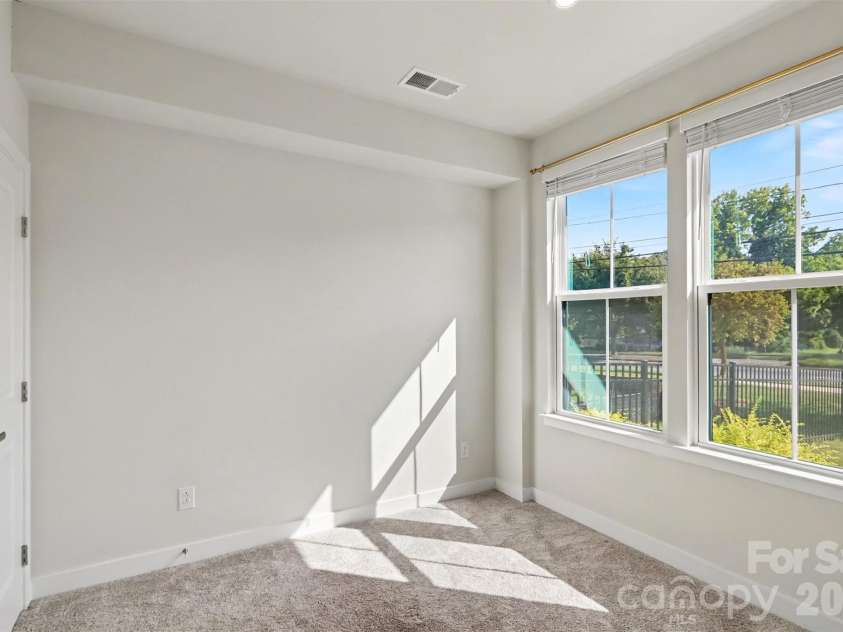 2841 Statesville Avenue, Charlotte, NC 28206.  MLS# CAR4425972, YatesRealty ID 52697. Level 1 Bedroom