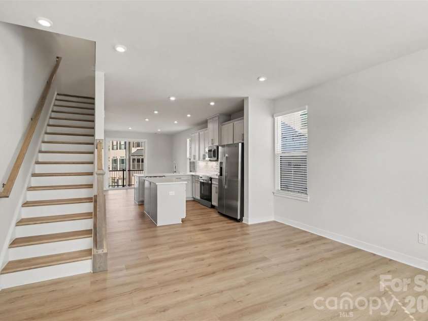 2841 Statesville Avenue, Charlotte, NC 28206.  MLS# CAR4425972, YatesRealty ID 52697. Main level