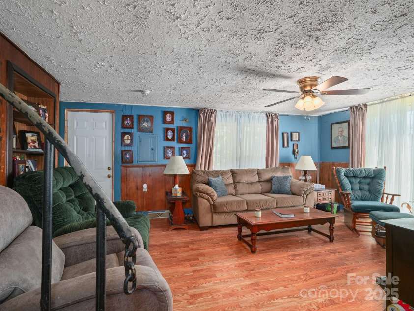 177 Dewey Avenue, Canton, NC 28716.  MLS# CAR4297479, YatesRealty ID 527. 