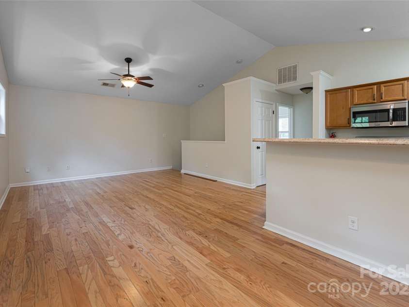 64 Marietta Street, Asheville, NC 28803.  MLS# CAR4296002, YatesRealty ID 527. 