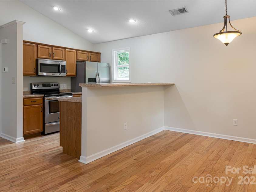 64 Marietta Street, Asheville, NC 28803.  MLS# CAR4296002, YatesRealty ID 527. 