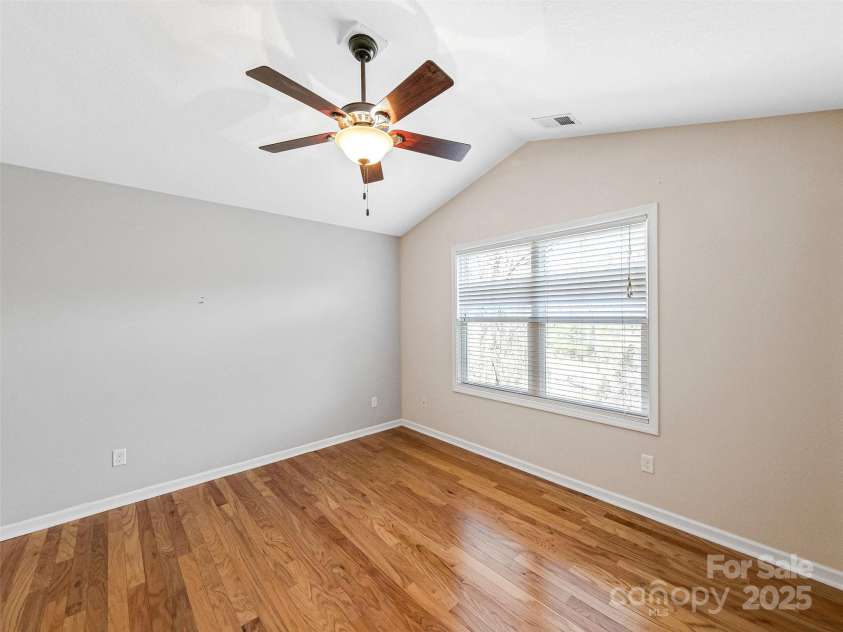 64 Marietta Street, Asheville, NC 28803.  MLS# CAR4296002, YatesRealty ID 527. 