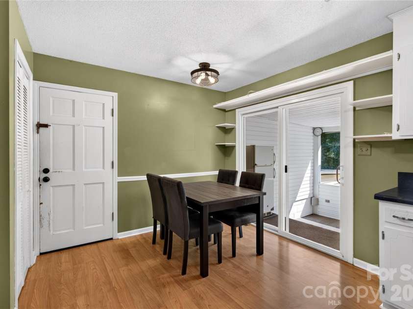 304 Hickory Lane, Salisbury, NC 28147.  MLS# CAR4421959, YatesRealty ID 52700. 