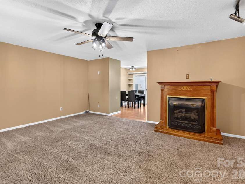 304 Hickory Lane, Salisbury, NC 28147.  MLS# CAR4421959, YatesRealty ID 52700. 