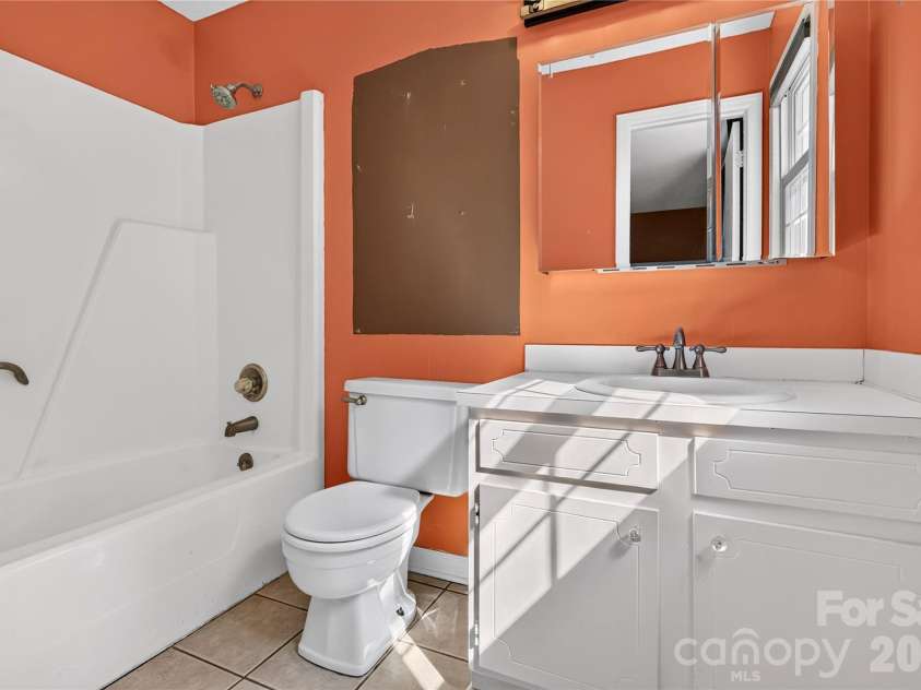304 Hickory Lane, Salisbury, NC 28147.  MLS# CAR4421959, YatesRealty ID 52700. 
