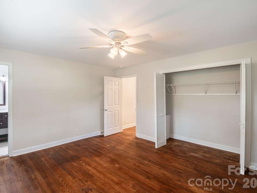 6414 Elmwood Circle, Charlotte, NC 28214.  MLS# CAR4424332, YatesRealty ID 52701. Primary Bedroom