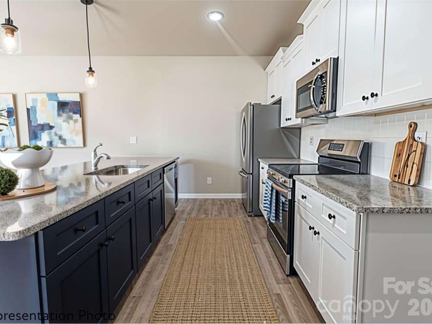5917 Wallace Avenue, Charlotte, NC 28227.  MLS# CAR4428062, YatesRealty ID 52703. 