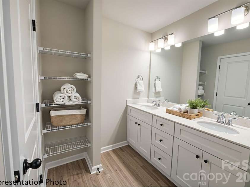 5917 Wallace Avenue, Charlotte, NC 28227.  MLS# CAR4428062, YatesRealty ID 52703. 