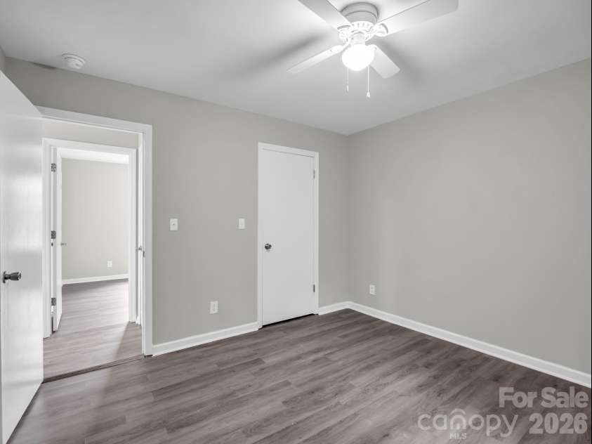 117 Drexel Road, Hendersonville, NC 28739.  MLS# CAR4427336, YatesRealty ID 52706. 