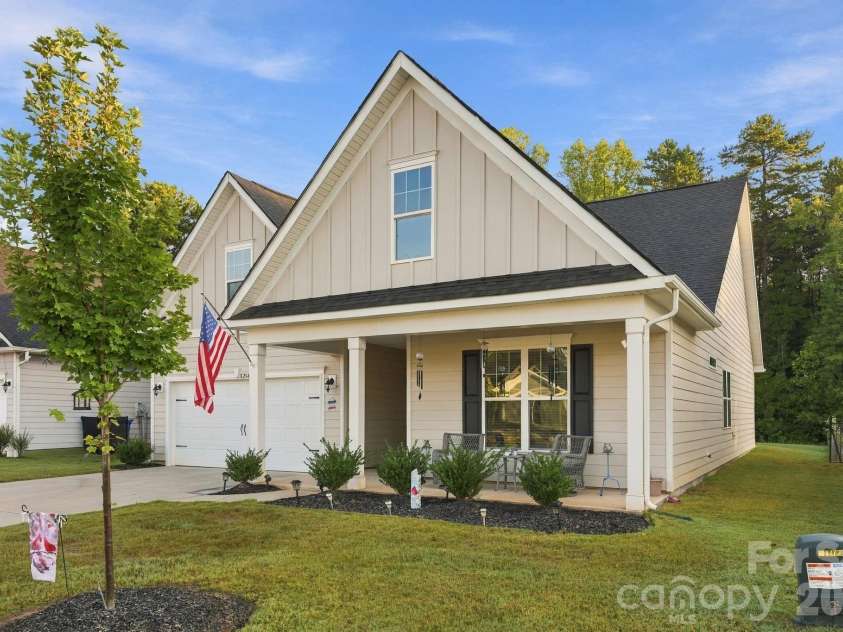 8204 Mccormick Street, Terrell, NC 28682.  MLS# CAR4427397, YatesRealty ID 52708. 