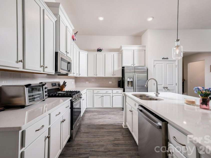 8204 Mccormick Street, Terrell, NC 28682.  MLS# CAR4427397, YatesRealty ID 52708. 