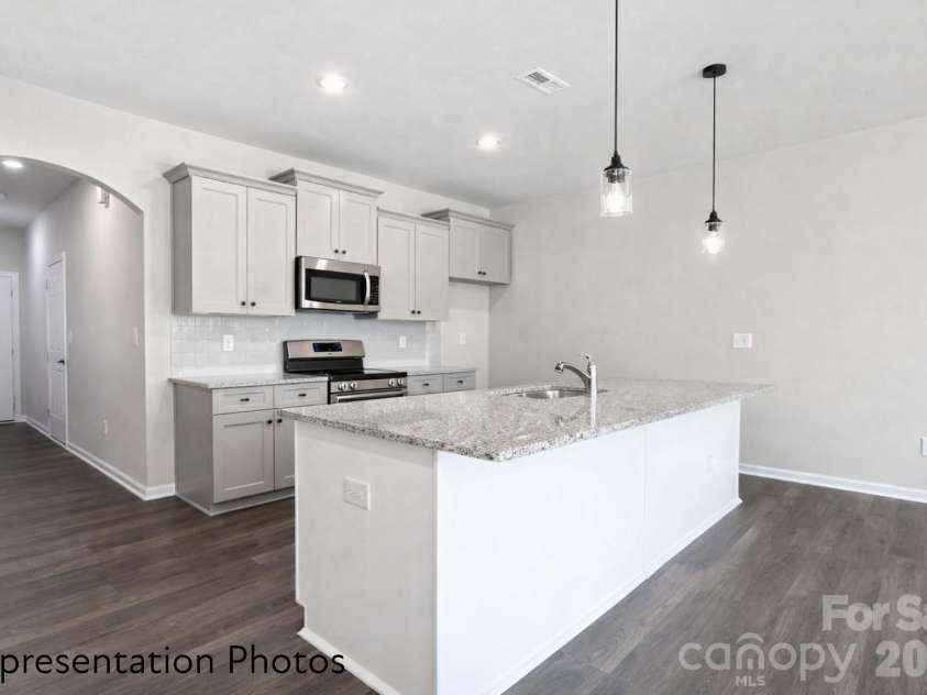 5929 Wallace Avenue, Charlotte, NC 28212.  MLS# CAR4428085, YatesRealty ID 52709. 