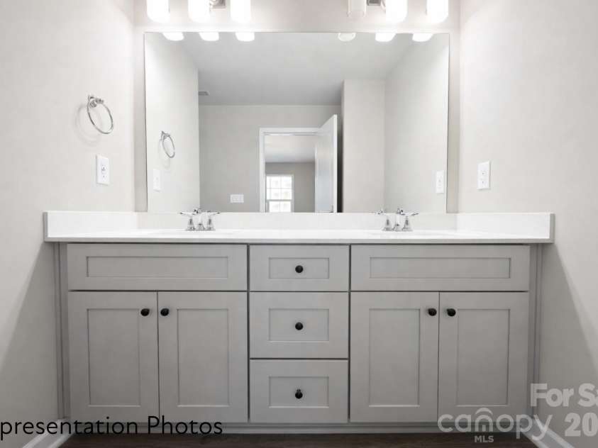 5929 Wallace Avenue, Charlotte, NC 28212.  MLS# CAR4428085, YatesRealty ID 52709. 