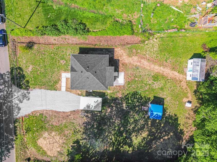 221 River Loop Road, Belmont, NC 28012.  MLS# CAR4245152, YatesRealty ID 5271. 