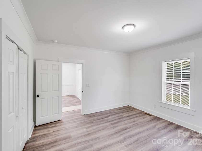 221 River Loop Road, Belmont, NC 28012.  MLS# CAR4245152, YatesRealty ID 5271. Bedroom 1