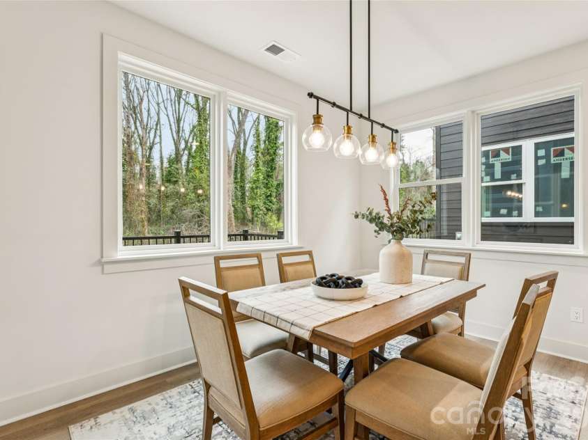 2416 Crestview Drive, Charlotte, NC 28216.  MLS# CAR4332816, YatesRealty ID 52711. 