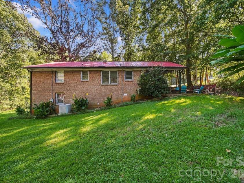3115 10th Avenue, Conover, NC 28613.  MLS# CAR4426421, YatesRealty ID 52713. 