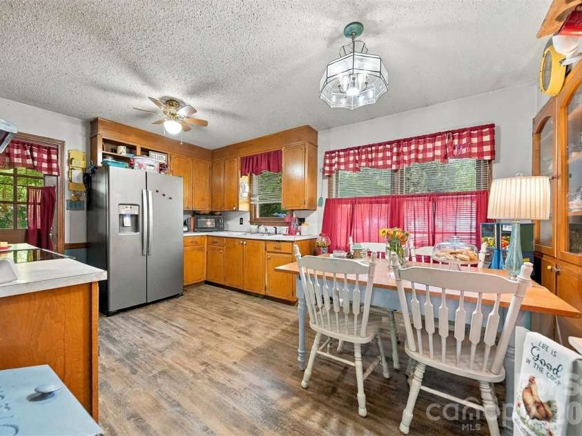 3115 10th Avenue, Conover, NC 28613.  MLS# CAR4426421, YatesRealty ID 52713. 