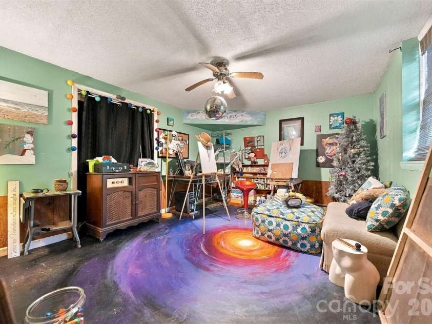 3115 10th Avenue, Conover, NC 28613.  MLS# CAR4426421, YatesRealty ID 52713. 