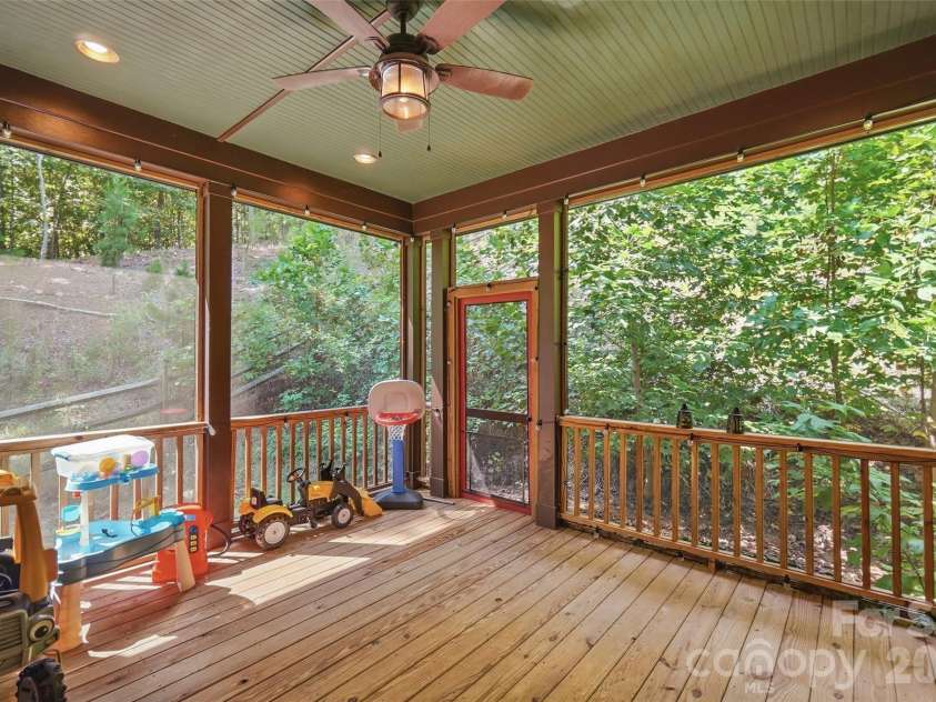 3014 Dodsworth Drive, Cramerton, NC 28032.  MLS# CAR4427828, YatesRealty ID 52719. 