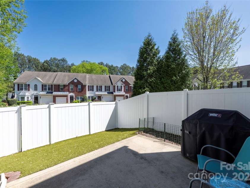 121 Talbert Town Loop, Mooresville, NC 28117.  MLS# CAR4244186, YatesRealty ID 5272. 