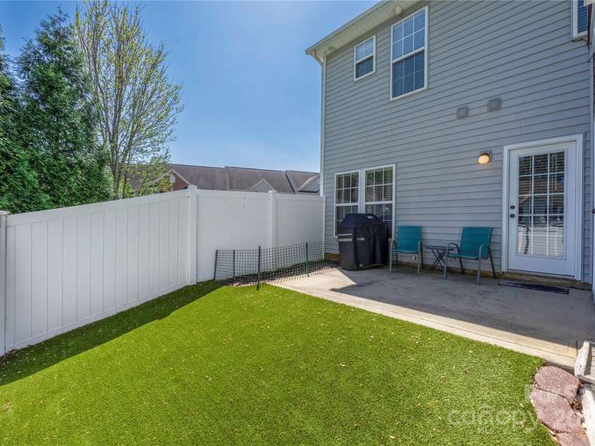 121 Talbert Town Loop, Mooresville, NC 28117.  MLS# CAR4244186, YatesRealty ID 5272. 