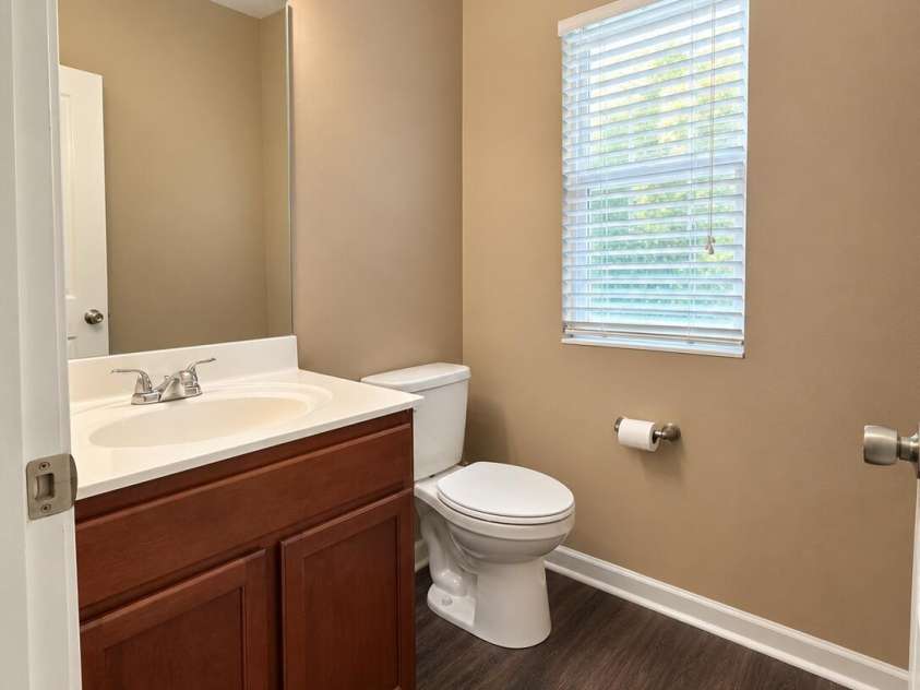 117 Lookout Point Place, Mooresville, NC 28115.  MLS# CAR4428092, YatesRealty ID 52721. 
