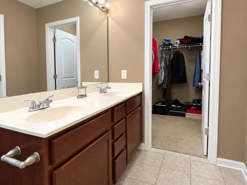 117 Lookout Point Place, Mooresville, NC 28115.  MLS# CAR4428092, YatesRealty ID 52721. 