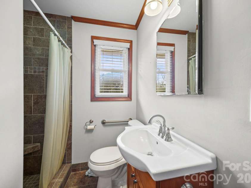 311 Old Nc 277 Loop Road, Dallas, NC 28034.  MLS# CAR4427660, YatesRealty ID 52723. 
