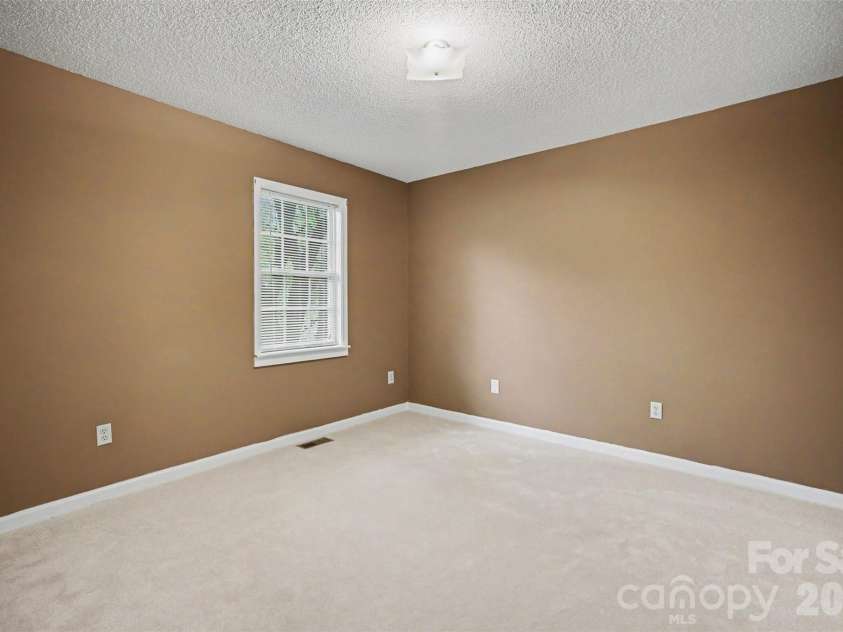 826 2nd Street, Kings Mountain, NC 28086.  MLS# CAR4428125, YatesRealty ID 52724. 