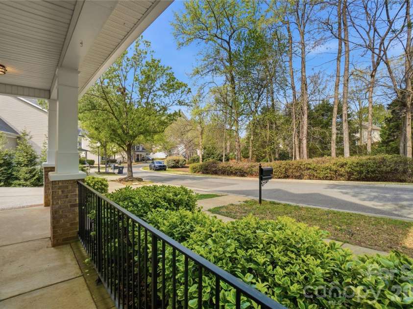 18334 Flagman Circle, Cornelius, NC 28031.  MLS# CAR4377111, YatesRealty ID 52730. 
