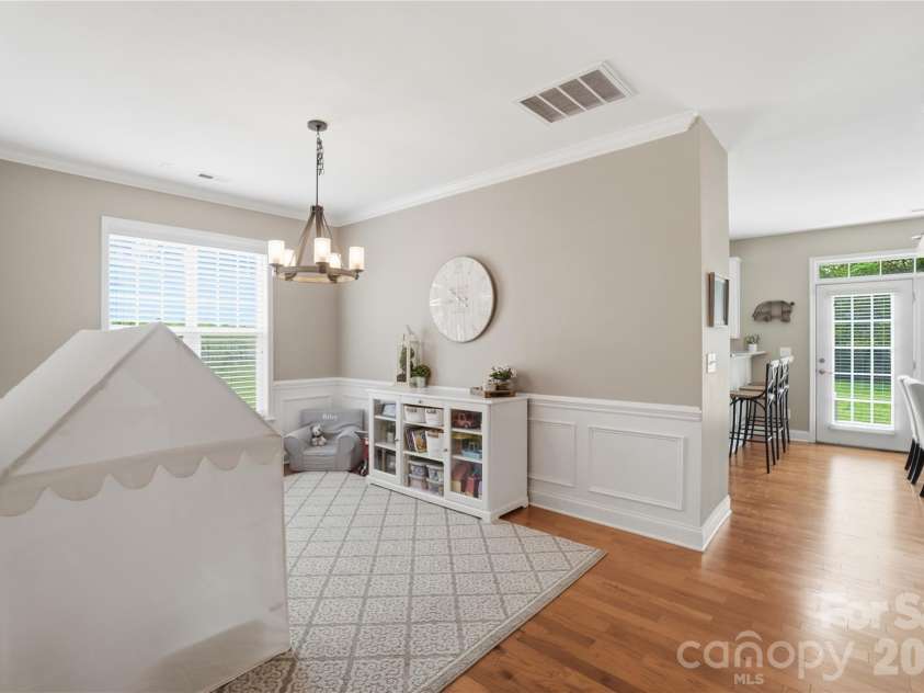 18334 Flagman Circle, Cornelius, NC 28031.  MLS# CAR4377111, YatesRealty ID 52730. 