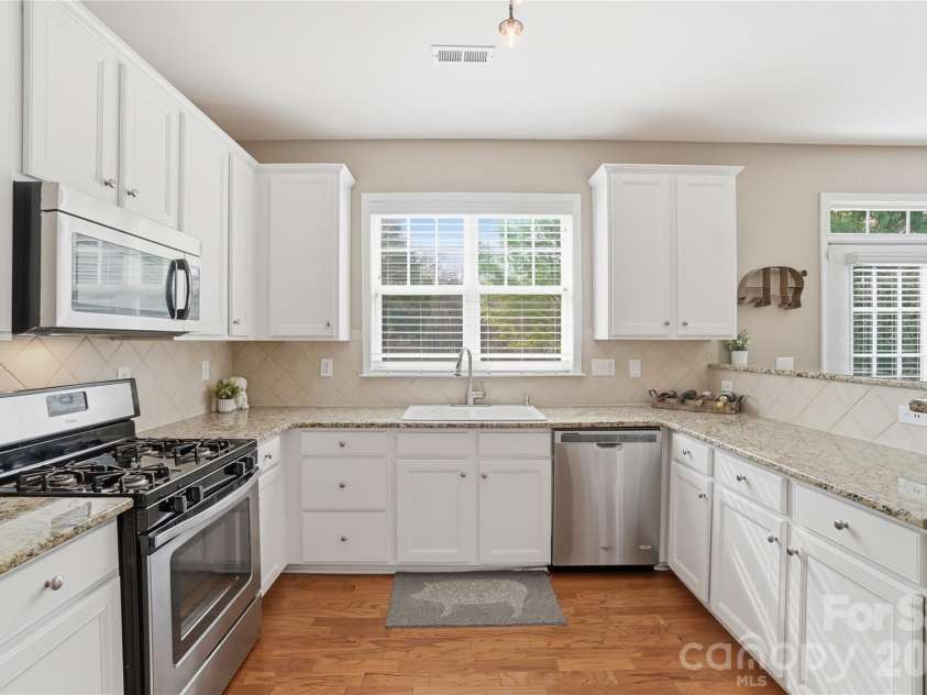 18334 Flagman Circle, Cornelius, NC 28031.  MLS# CAR4377111, YatesRealty ID 52730. 