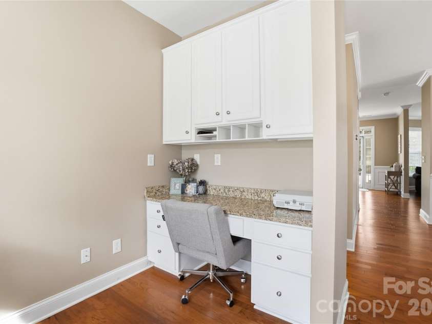18334 Flagman Circle, Cornelius, NC 28031.  MLS# CAR4377111, YatesRealty ID 52730. 
