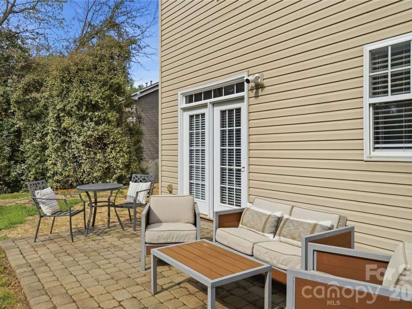 18334 Flagman Circle, Cornelius, NC 28031.  MLS# CAR4377111, YatesRealty ID 52730. 