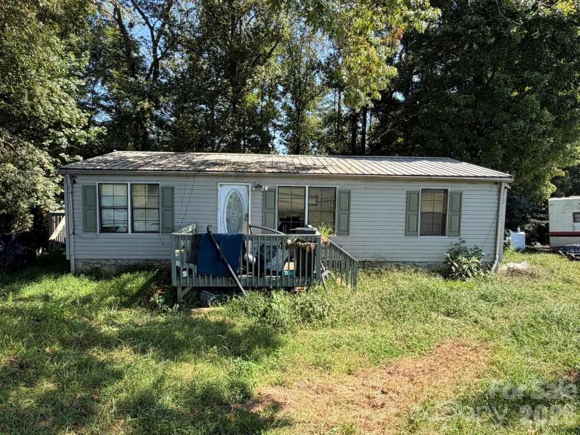 5430 Sheriffs Road, Lenoir, NC 28645.  MLS# CAR4427989, YatesRealty ID 52735. 