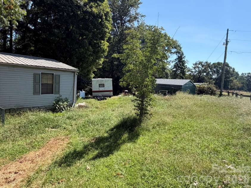 5430 Sheriffs Road, Lenoir, NC 28645.  MLS# CAR4427989, YatesRealty ID 52735. 