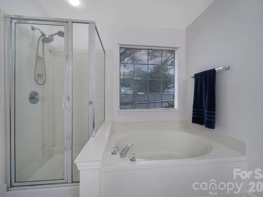 1383 Saint Katherines Way, Rock Hill, SC 29732.  MLS# CAR4427062, YatesRealty ID 52738. 