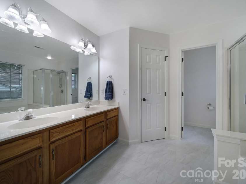 1383 Saint Katherines Way, Rock Hill, SC 29732.  MLS# CAR4427062, YatesRealty ID 52738. 