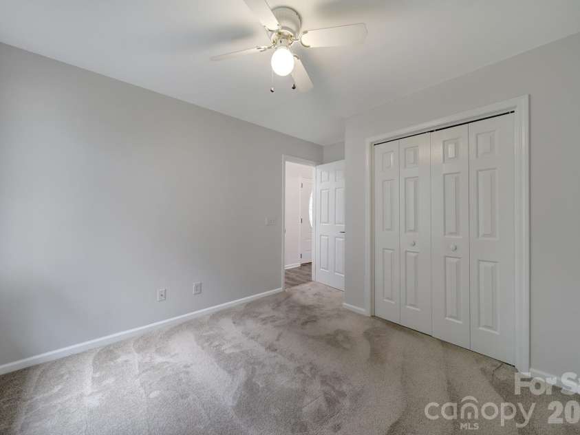 1383 Saint Katherines Way, Rock Hill, SC 29732.  MLS# CAR4427062, YatesRealty ID 52738. 