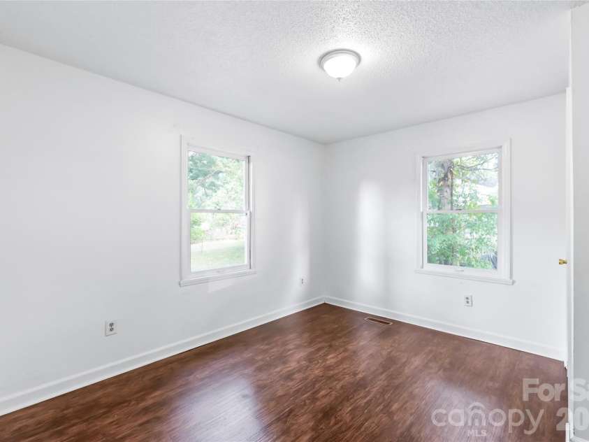 1015 Elm Street, Monroe, NC 28112.  MLS# CAR4428093, YatesRealty ID 52739. 