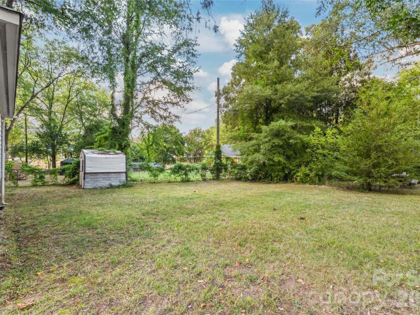 1015 Elm Street, Monroe, NC 28112.  MLS# CAR4428093, YatesRealty ID 52739. 