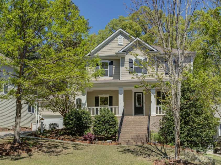 14103 Grand Traverse Drive, Charlotte, NC 28278.  MLS# CAR4242681, YatesRealty ID 5274. 14103 Grand Traverse