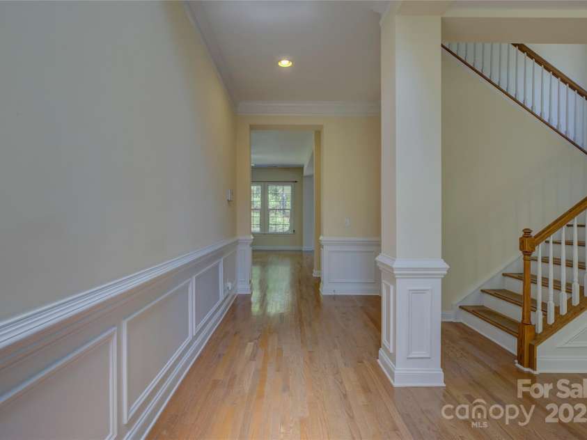 14103 Grand Traverse Drive, Charlotte, NC 28278.  MLS# CAR4242681, YatesRealty ID 5274. 