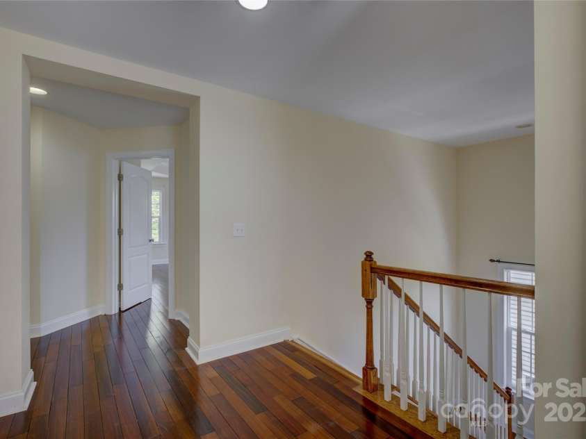 14103 Grand Traverse Drive, Charlotte, NC 28278.  MLS# CAR4242681, YatesRealty ID 5274. 