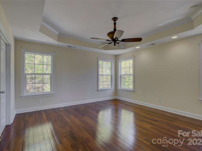 14103 Grand Traverse Drive, Charlotte, NC 28278.  MLS# CAR4242681, YatesRealty ID 5274. 