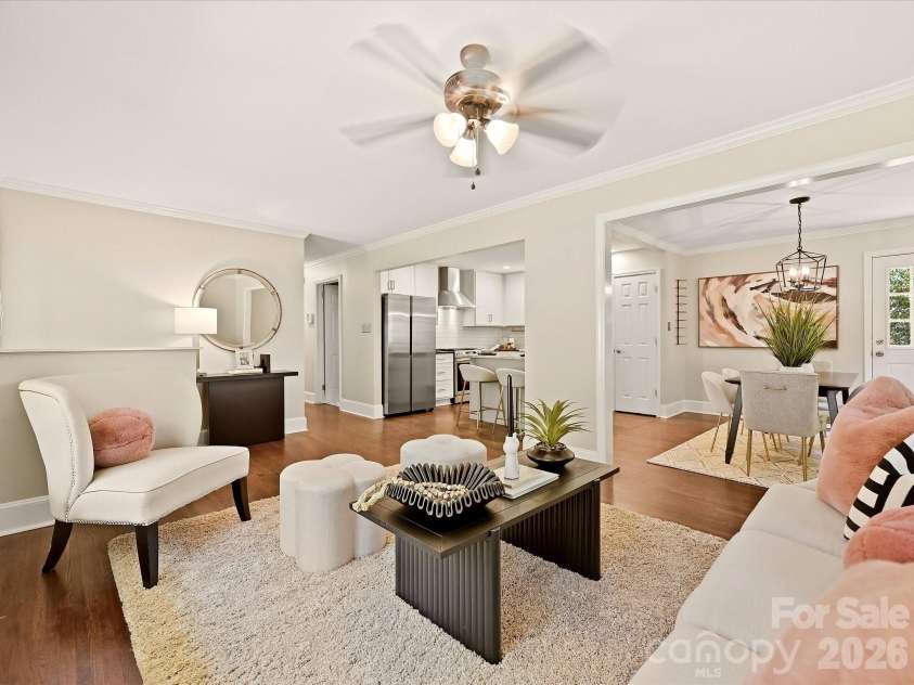 6246 Candlewood Drive, Charlotte, NC 28210.  MLS# CAR4427341, YatesRealty ID 52742. 
