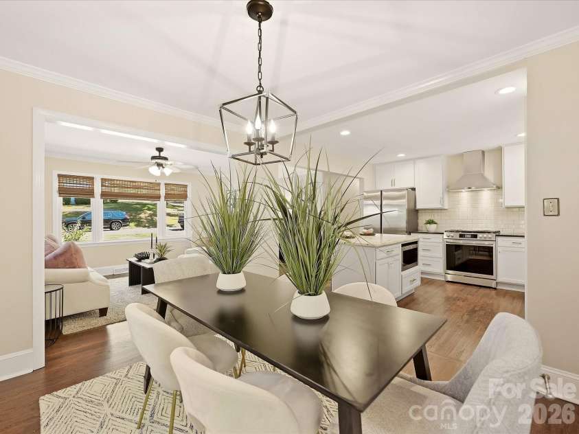 6246 Candlewood Drive, Charlotte, NC 28210.  MLS# CAR4427341, YatesRealty ID 52742. 