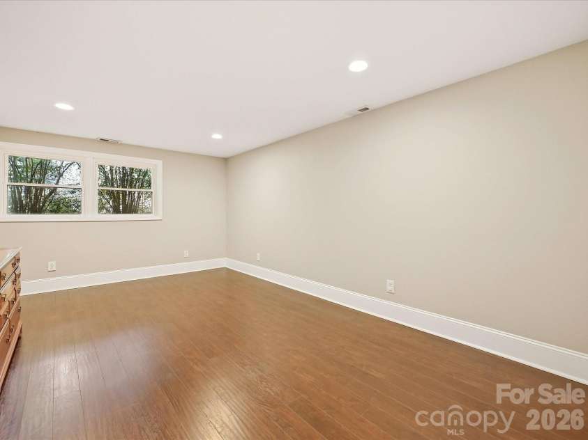 6246 Candlewood Drive, Charlotte, NC 28210.  MLS# CAR4427341, YatesRealty ID 52742. 