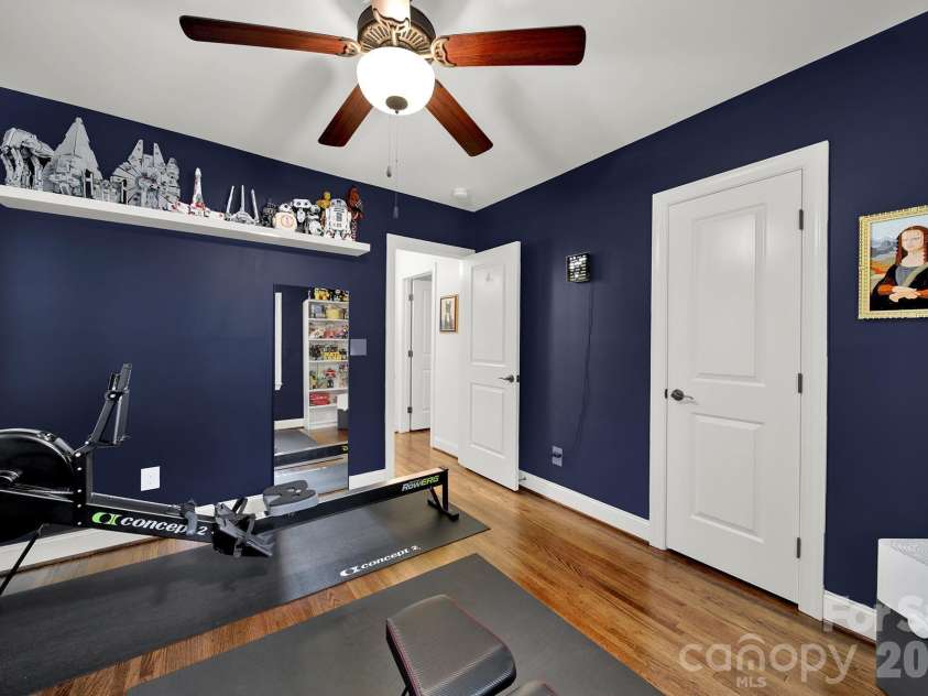 835 Everett Place, Charlotte, NC 28205.  MLS# CAR4427044, YatesRealty ID 52744. 